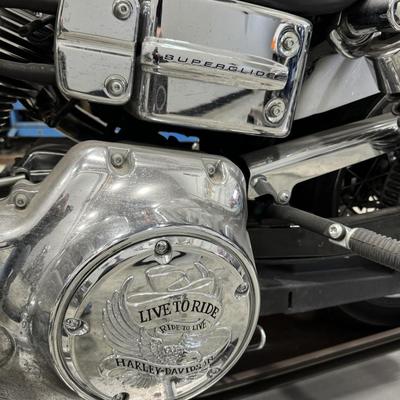 2006 Dyna Red, White & Blue 35th Anniversary Commemorative Edition