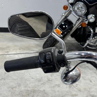 2006 Dyna Red, White & Blue 35th Anniversary Commemorative Edition