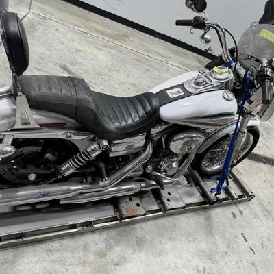 2006 Dyna Red, White & Blue 35th Anniversary Commemorative Edition