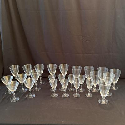 Fostoria Platinum Rim Glassware (DR-DZ)