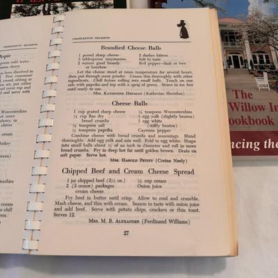 America’s Best Recipes and Other Spiral Bound Cookbooks (LR-DZ)
