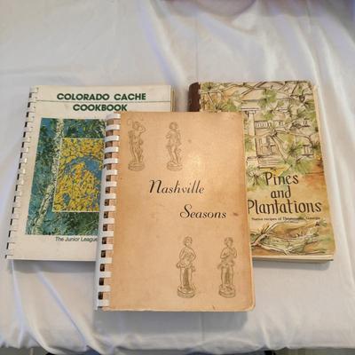America’s Best Recipes and Other Spiral Bound Cookbooks (LR-DZ)