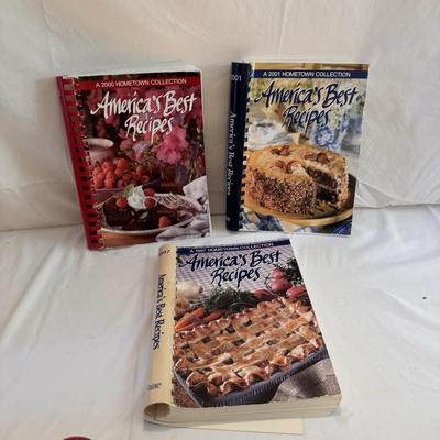 America’s Best Recipes and Other Spiral Bound Cookbooks (LR-DZ)