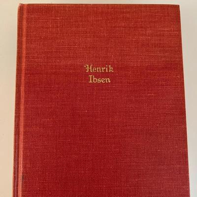 The Works of Poe, Hugo, Shakespeare and More Books (LR-DZ)