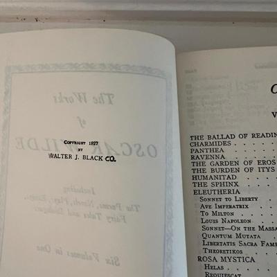The Works of Poe, Hugo, Shakespeare and More Books (LR-DZ)