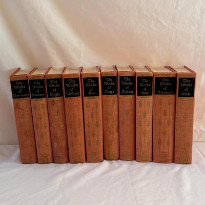 The Works of Poe, Hugo, Shakespeare and More Books (LR-DZ)