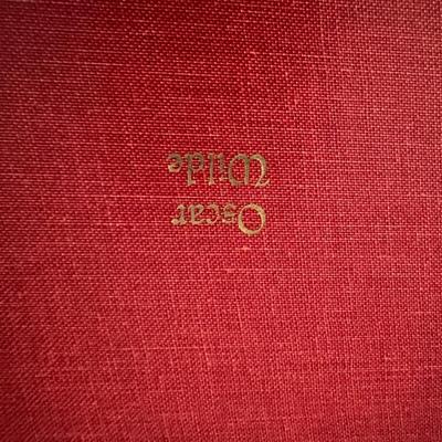 The Works of Poe, Hugo, Shakespeare and More Books (LR-DZ)