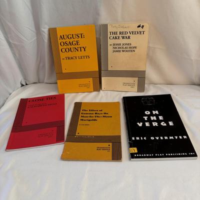 Several Books on Acting, Women, and Drama (LR-DZ)