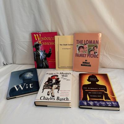 Several Books on Acting, Women, and Drama (LR-DZ)