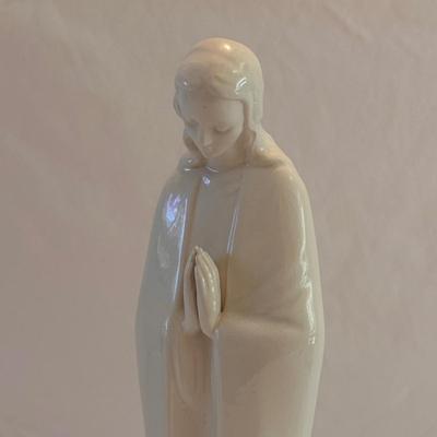 M.I. Hummel Virgin Mary Figurine & More Ceramic Decor (LR-DZ)