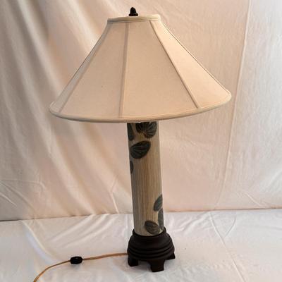Leaf Decor and Frederick Cooper Lamp (LR-DZ)