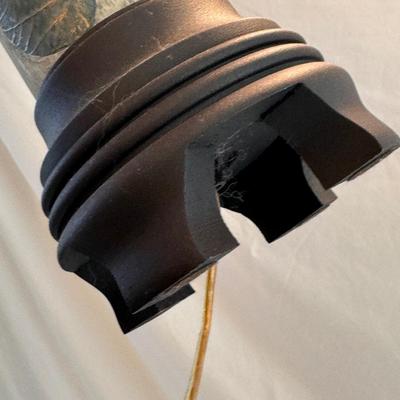 Leaf Decor and Frederick Cooper Lamp (LR-DZ)