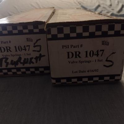 Various Brands Engine Valve Springs (5)