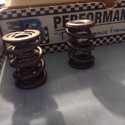 Various Brands Engine Valve Springs (5)