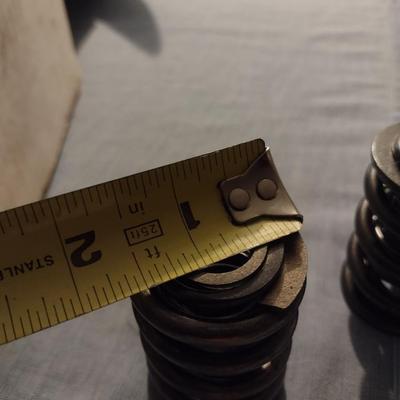 Various Brands Engine Valve Springs (6)