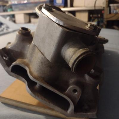 Edelbrock Victor Jr. Aluminum Cast Manifold