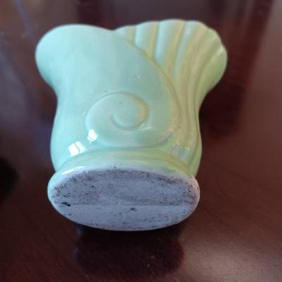2 OCCUPIED JAPAN FIGURES AND 2 SMALL VASES