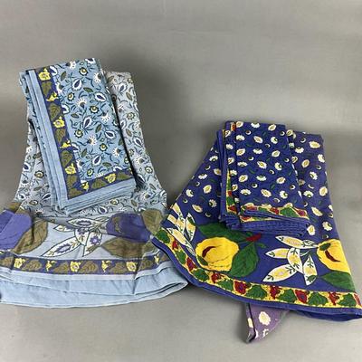 447 Lot of Two French Cotton Williams Sonoma Tablecloth and Napkin Sets