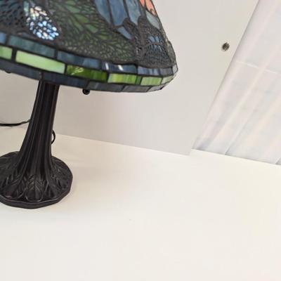 Tiffany Style Stained Glass Table Lamp