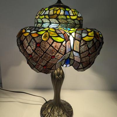 Tiffany Style Stained Glass Table Lamp