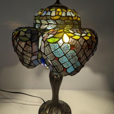 Tiffany Style Stained Glass Table Lamp