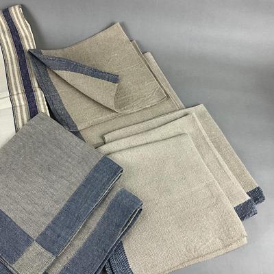 453 Large Blue, White , Taupe Swedish LInen Tablecloth Napkin Set