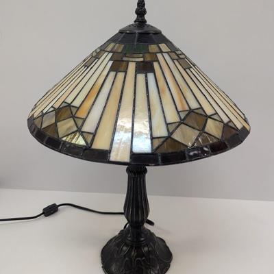 Tiffany Style Stained Glass Table Lamp