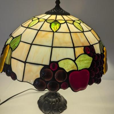 Tiffany Style Stained Glass Table Lamp