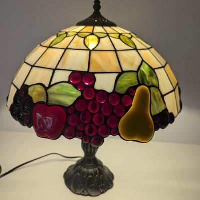 Tiffany Style Stained Glass Table Lamp