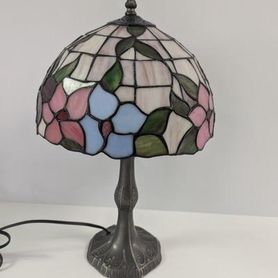 Tiffany Style Stained Glass Table Lamp