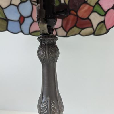 Tiffany Style Stained Glass Table Lamp