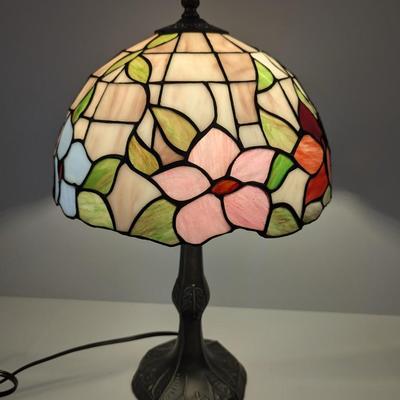 Tiffany Style Stained Glass Table Lamp