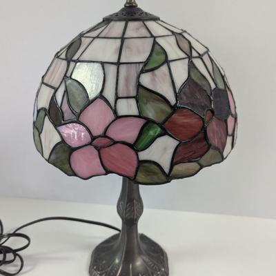 Tiffany Style Stained Glass Table Lamp