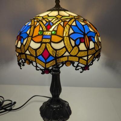 Tiffany Style Stained Glass Table Lamp