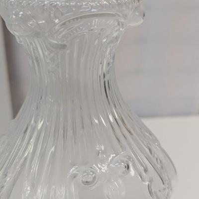 Glass Oil Lantern With Decorative Frosted Shade Patent April 10 1877