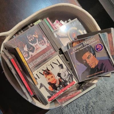 Lot of 100s of CDs