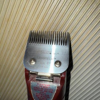 404 Oster “Golden A5” Two Speed Clippers