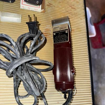 404 Oster “Golden A5” Two Speed Clippers