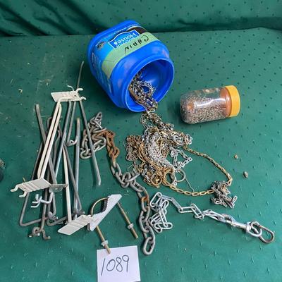 Chain and Peg Hooks