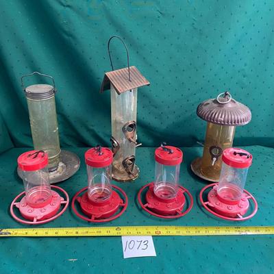 Bird Feeder Lot