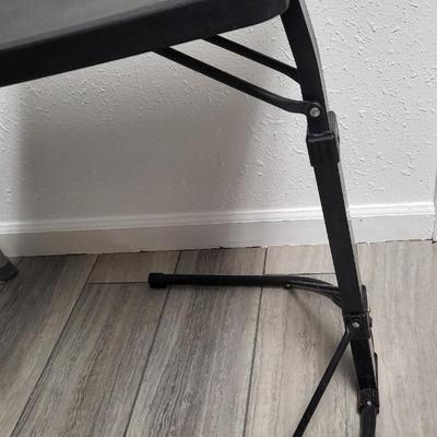 Adjustable table top for individual use