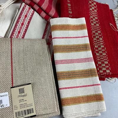 516 Large Lot of Red / Beige KLÄSSBOLS Swedish Linens