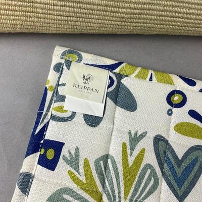 519 Bengt & Lotta Swedish Tray and Linen Lot