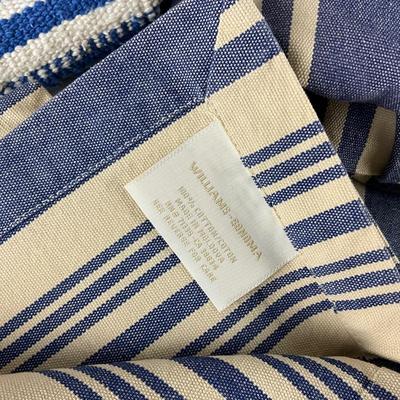 520 Blue and White Cotton Willams & Sonoma Table Linen Set