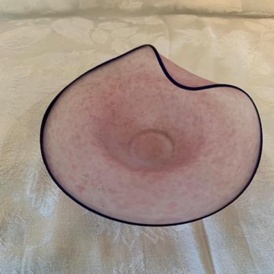 Murano pink art glass centerpiece bowl