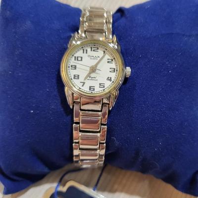Omax Women's Silver-Toned Watch, NWT