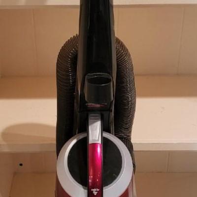 Lot of various vacuums/carpet cleaning machines