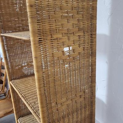 Wicker Arch with Shelves