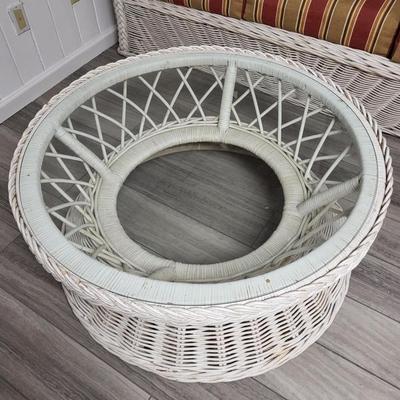 3 Piece Wicker Set, Round Table, Square Side Table, and Couch