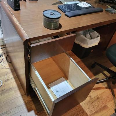 National Brand Desk and Unbranded Office Chair